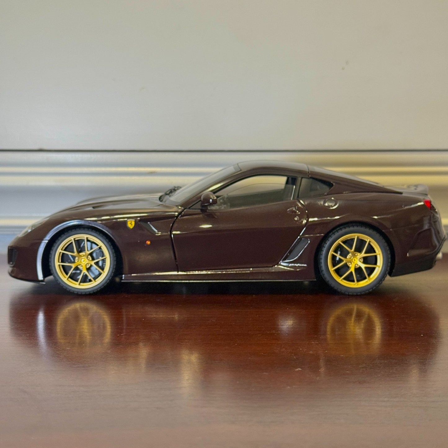 1/18 Ferrari 599 GTO Michael Mann Purple/Gold Hot Wheels Elite | Limited Edition