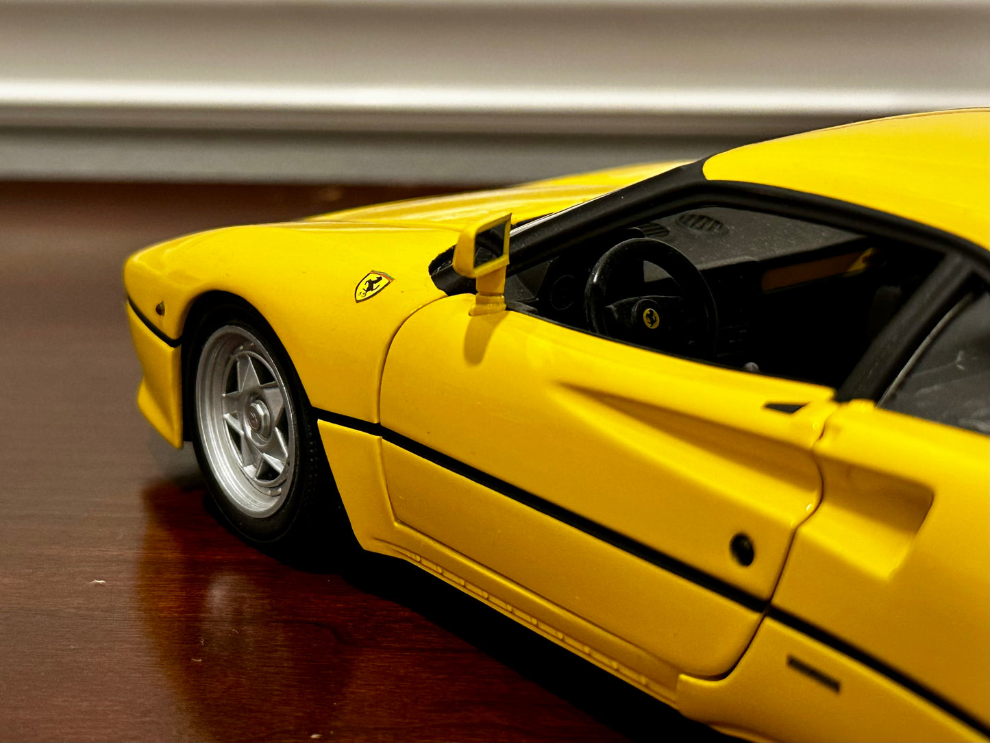 1/18 Ferrari 288 GTO Yellow Hot Wheels Elite | In Box