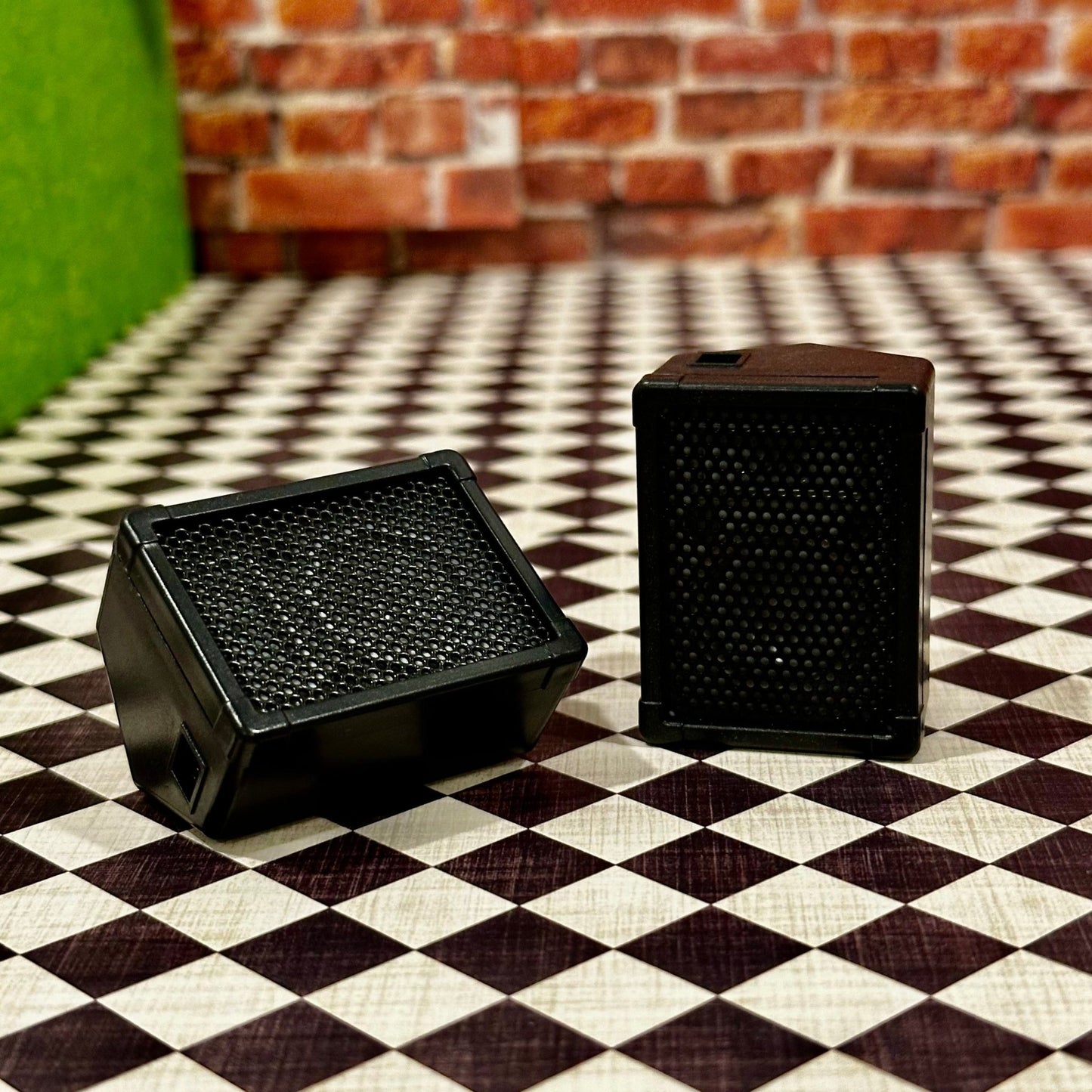 1/12 Scale Speaker (1/18 1/10) Prop Diorama Figurine | Made in Japan | NEW - Product Image