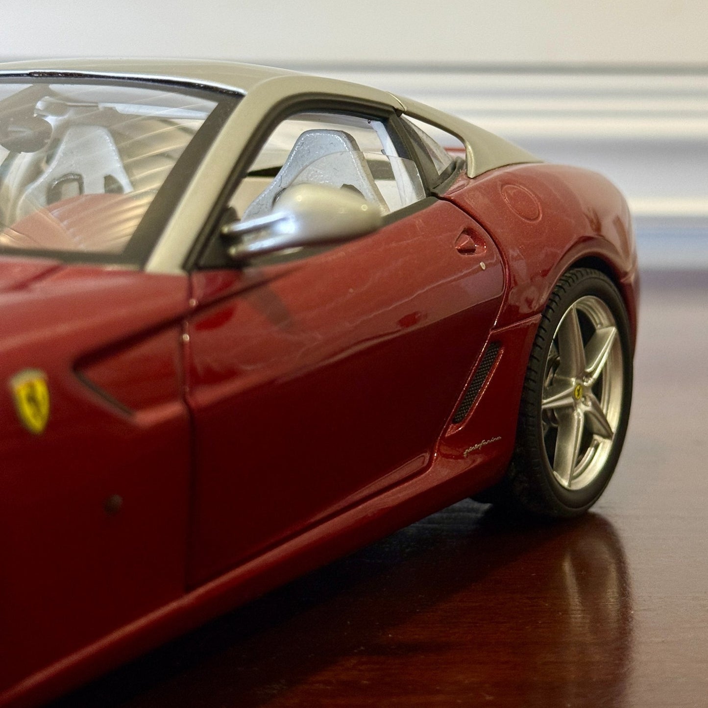 1/18 Ferrari 599 GTB Ruby/Silver Hot Wheels Elite Diecast Car | Rolling Wheels