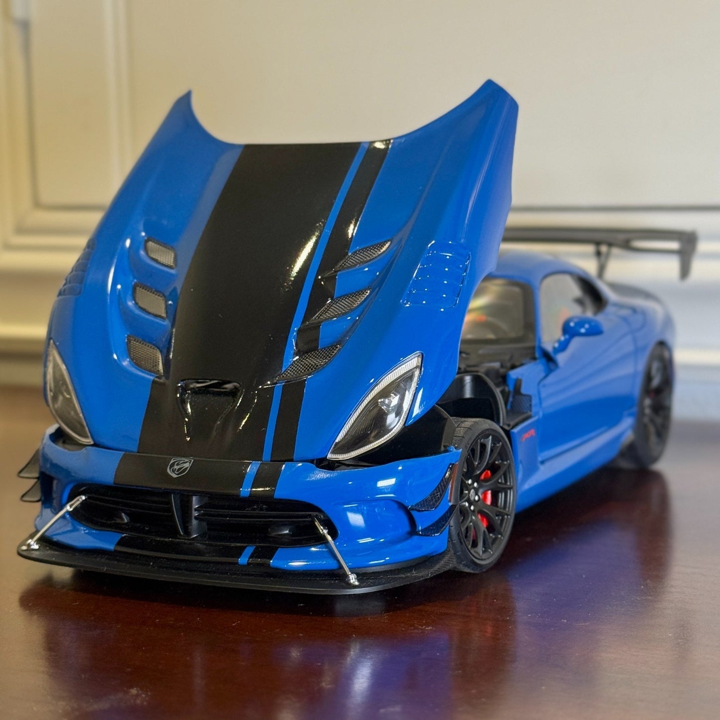 1/18 Dodge Viper ACR Blue/Black Stripes AUTOart Composite Model Car | In Box