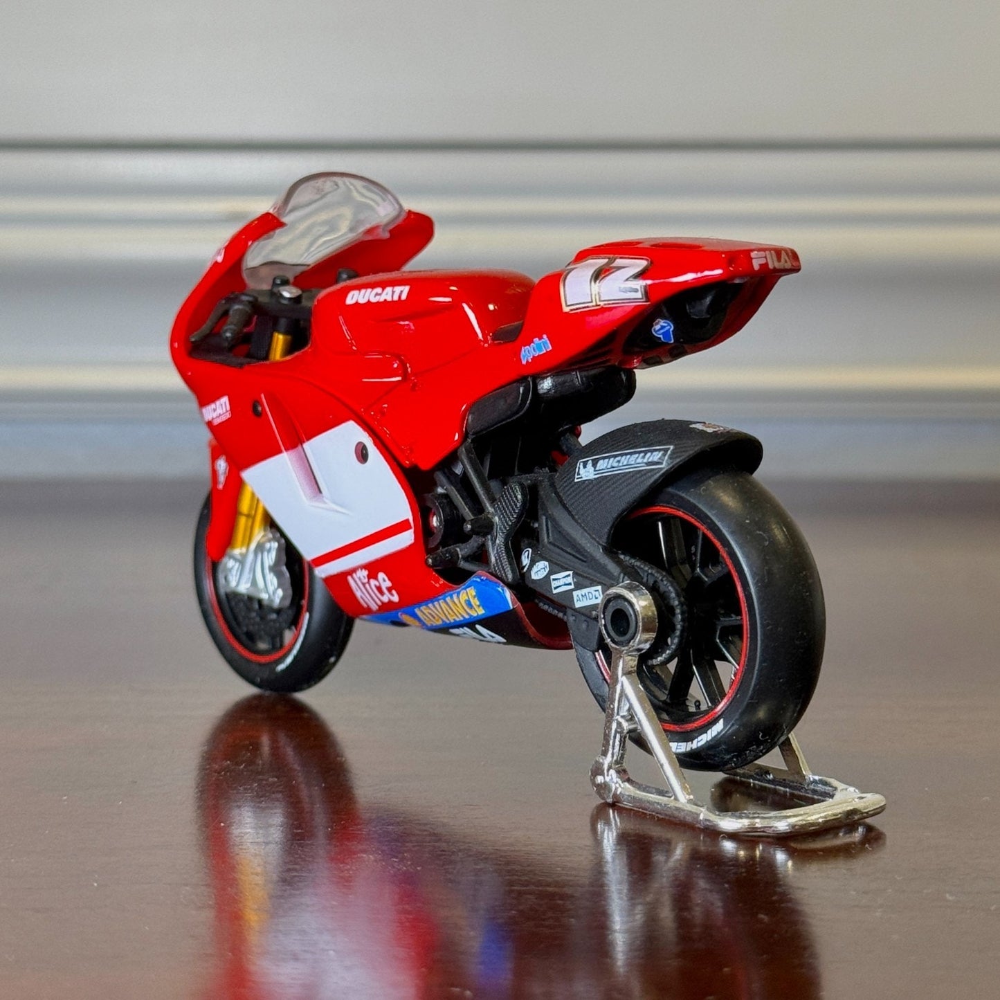 1:18 Ducati Corse Desmosedici Maisto Diecast Model Bike | In Box