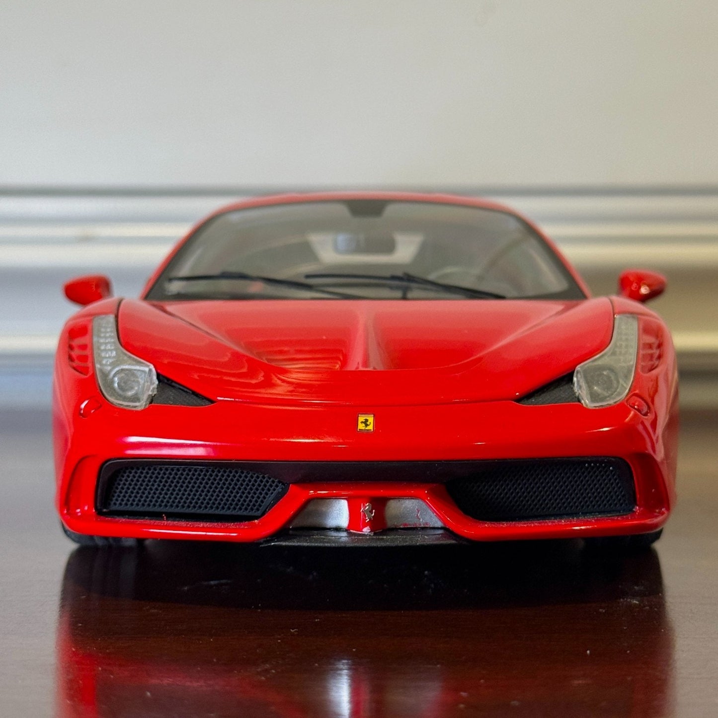 1/18 Ferrari 458 Speciale Red/Gold Wheels Hot Wheels Elite Diecast