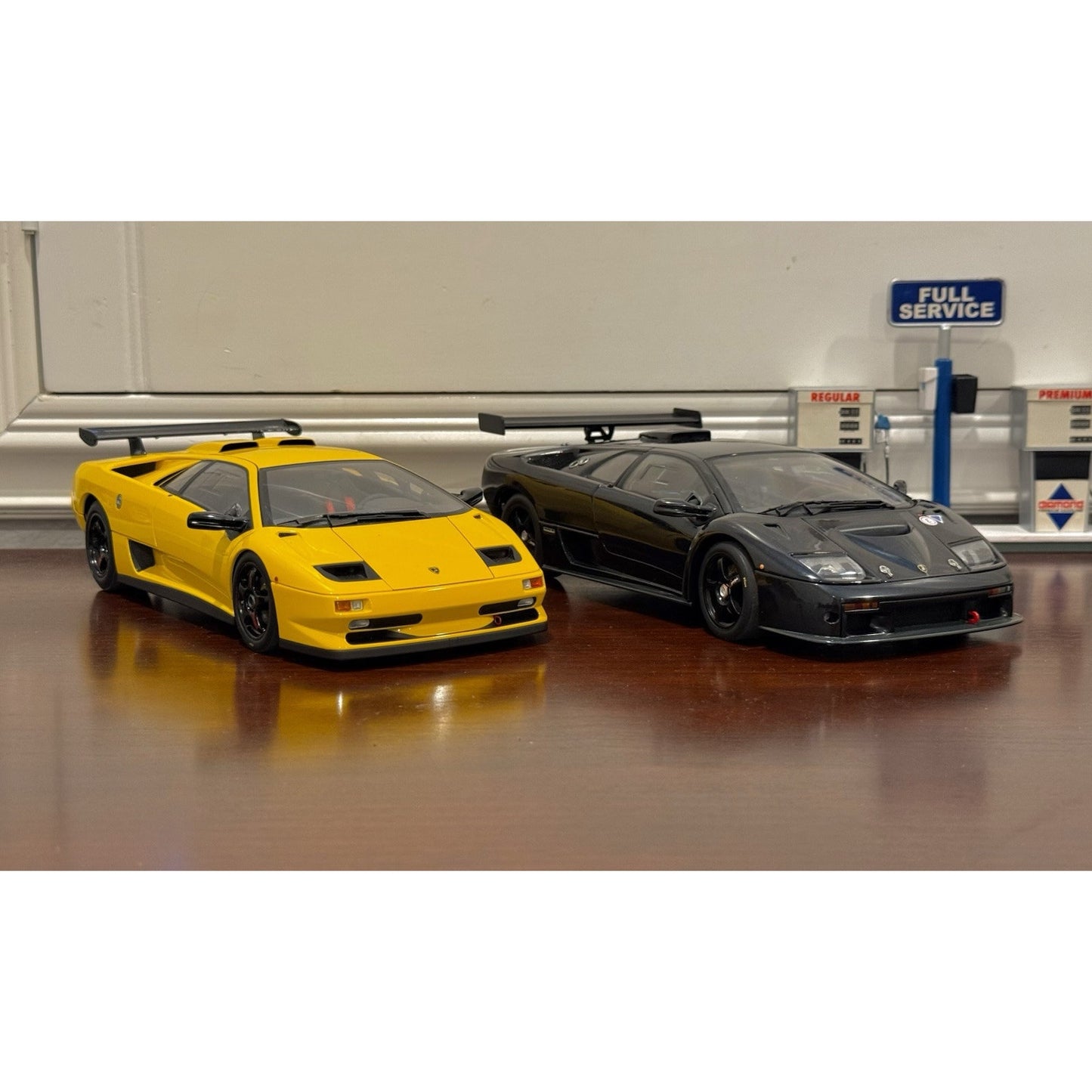 AUTOart 1/18 Lamborghini Diablo GTR Black Performance | Read Description