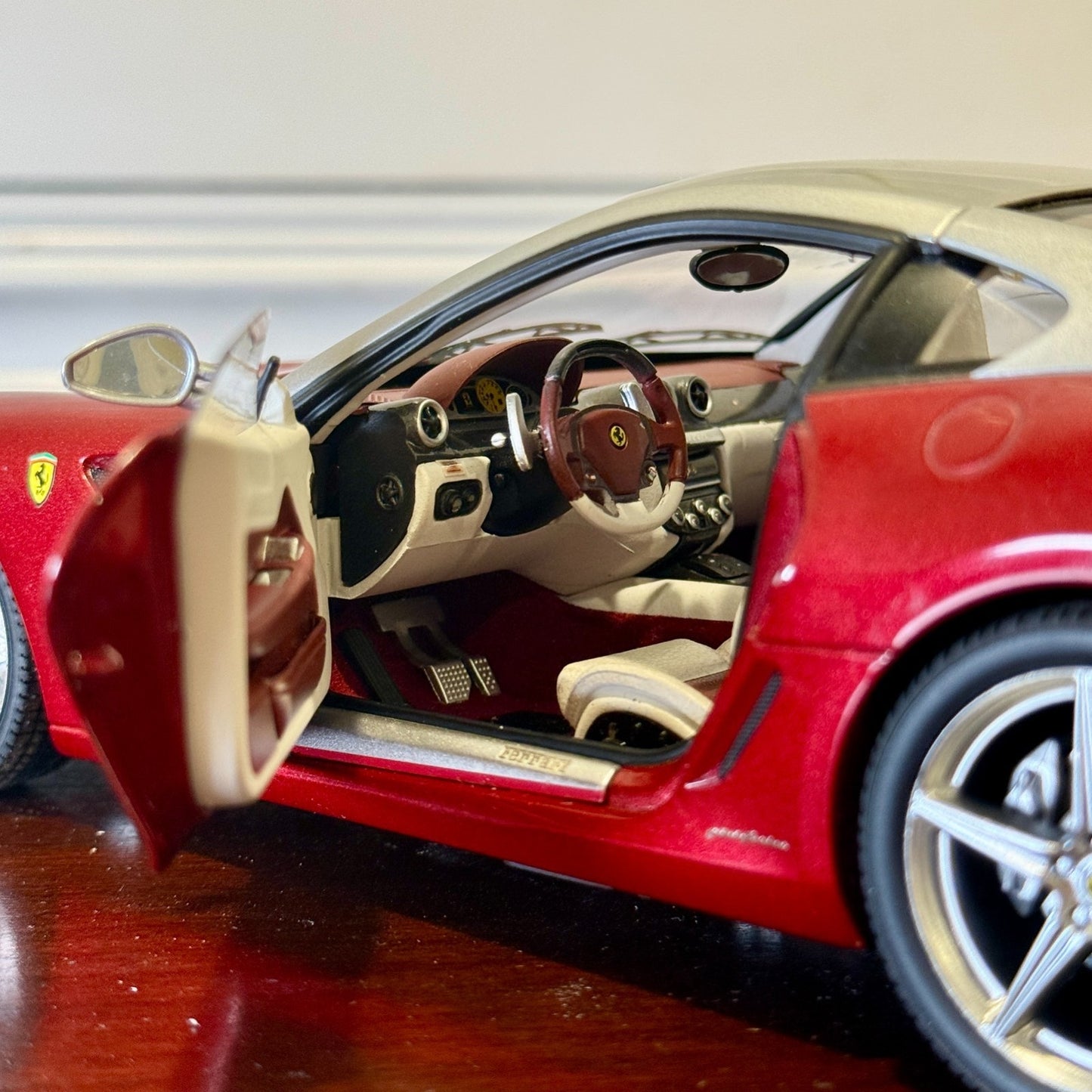 1/18 Ferrari 599 GTB Ruby/Silver Hot Wheels Elite Diecast Car | Rolling Wheels