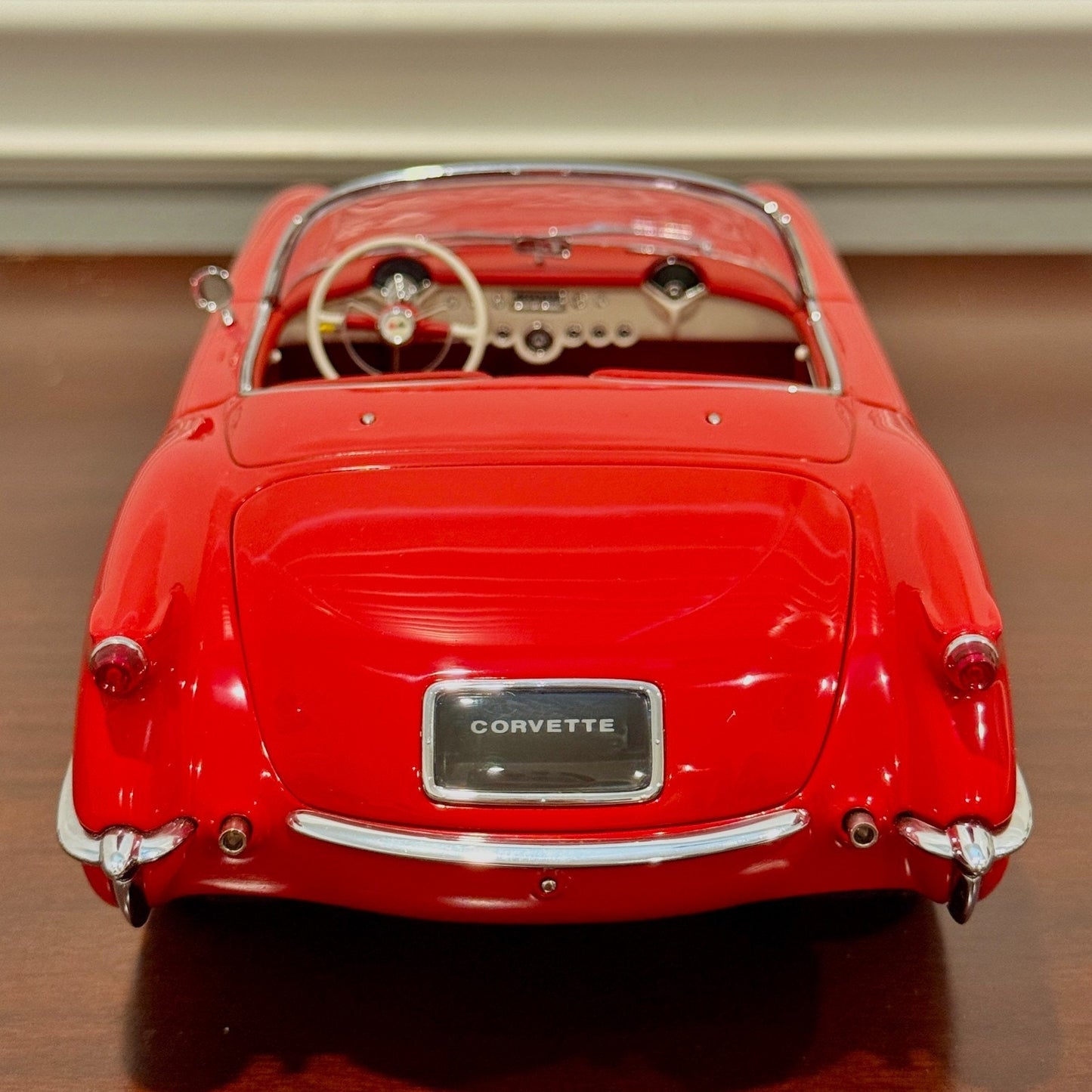 1/18 1954 Chevrolet Corvette AUTOart Millenium | Red