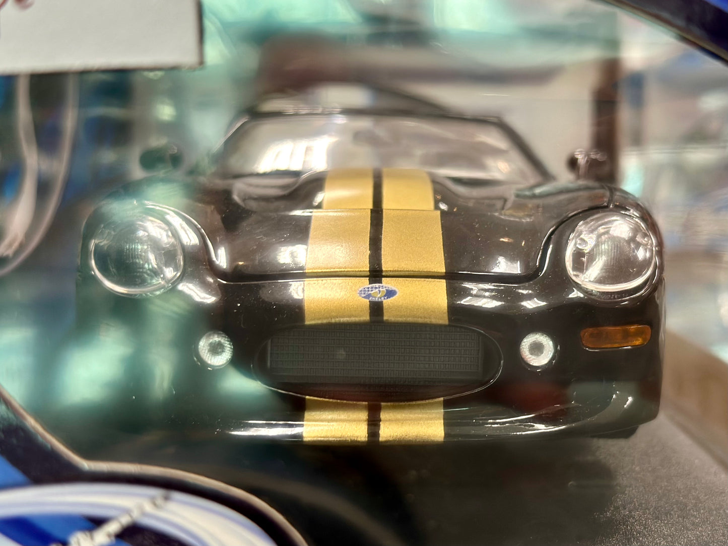 Ford Shelby Series 1, Black Gold Stripes | Vintage Maisto 1/18