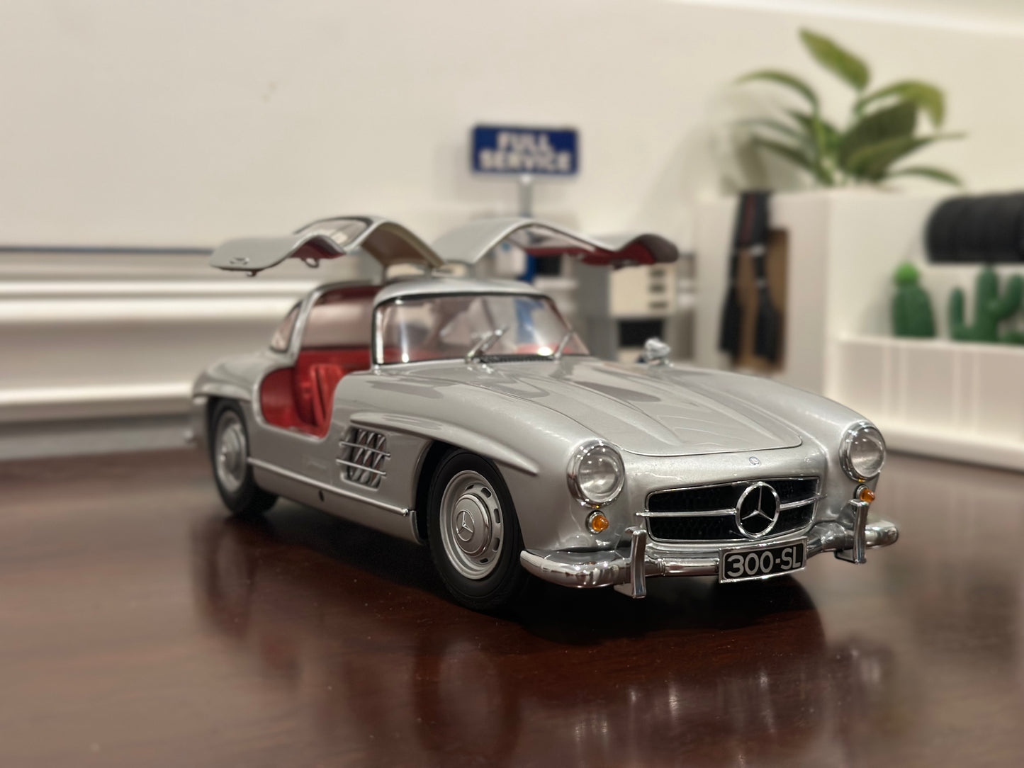 1955 Mercedes Benz 300 SL Gullwing Silver/Red | Minichamps 1/18 | Rare