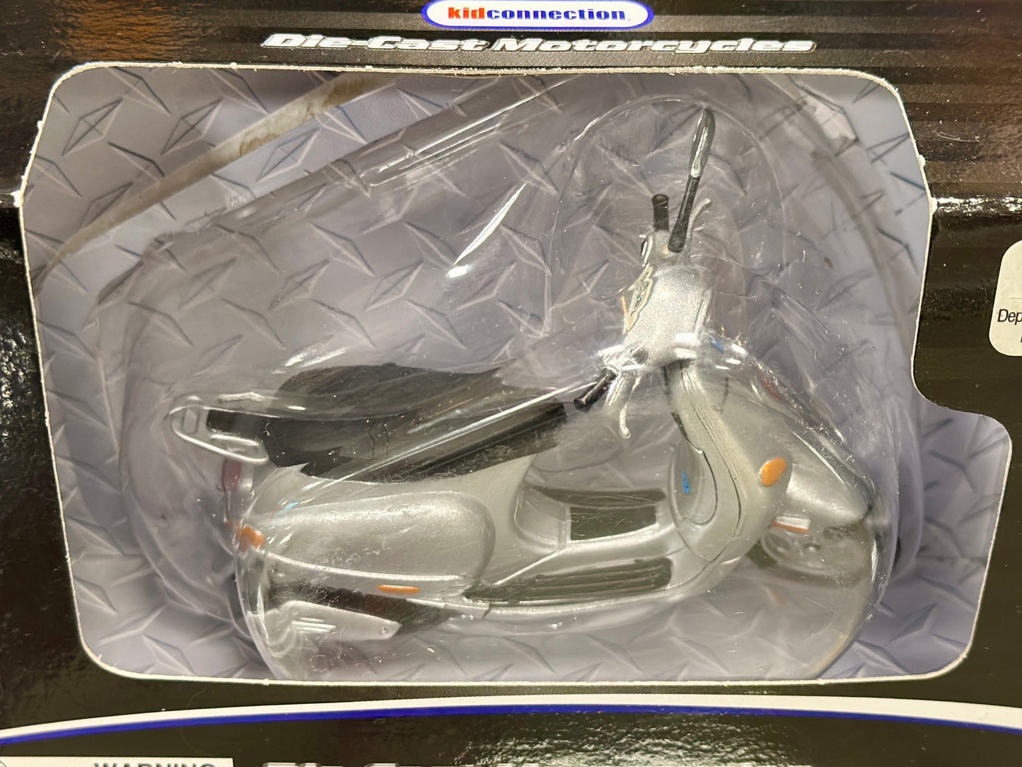 Vespa Motorcycle Motorbike, Silver Vintage Kid Connection Maisto 1/18