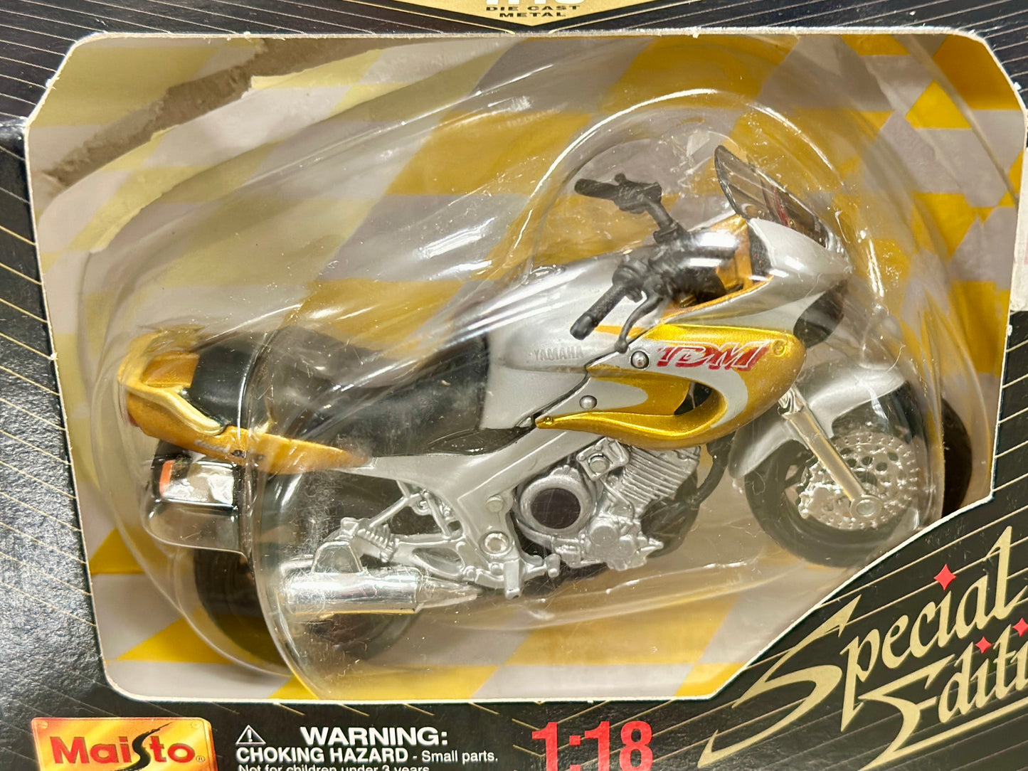 Yamaha TEMI Motorcycle Motorbike Maisto Two Wheelers 1/18