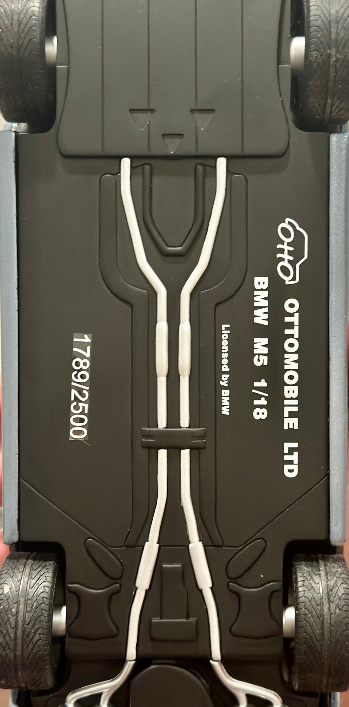 1/18 BMW (E39) M5 Silverwater Blue Resin Model Ottomobile