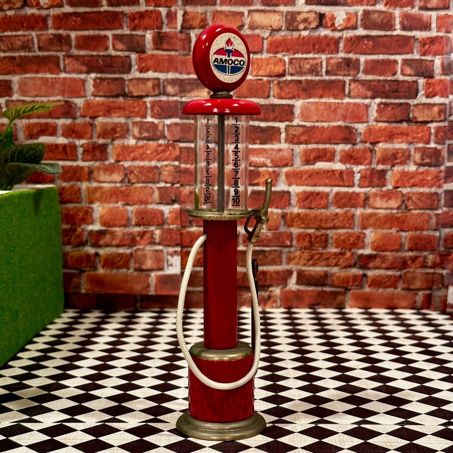 1/18 Scale Gas Pump Diorama Prop Garage | Vintage