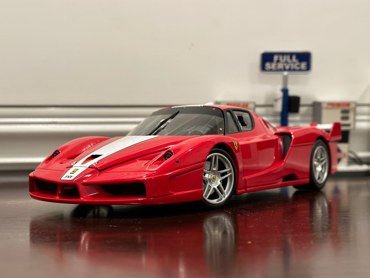 Ferrari Fxx Evo Red/White | Hot Wheels Elite 1/18 | In Box