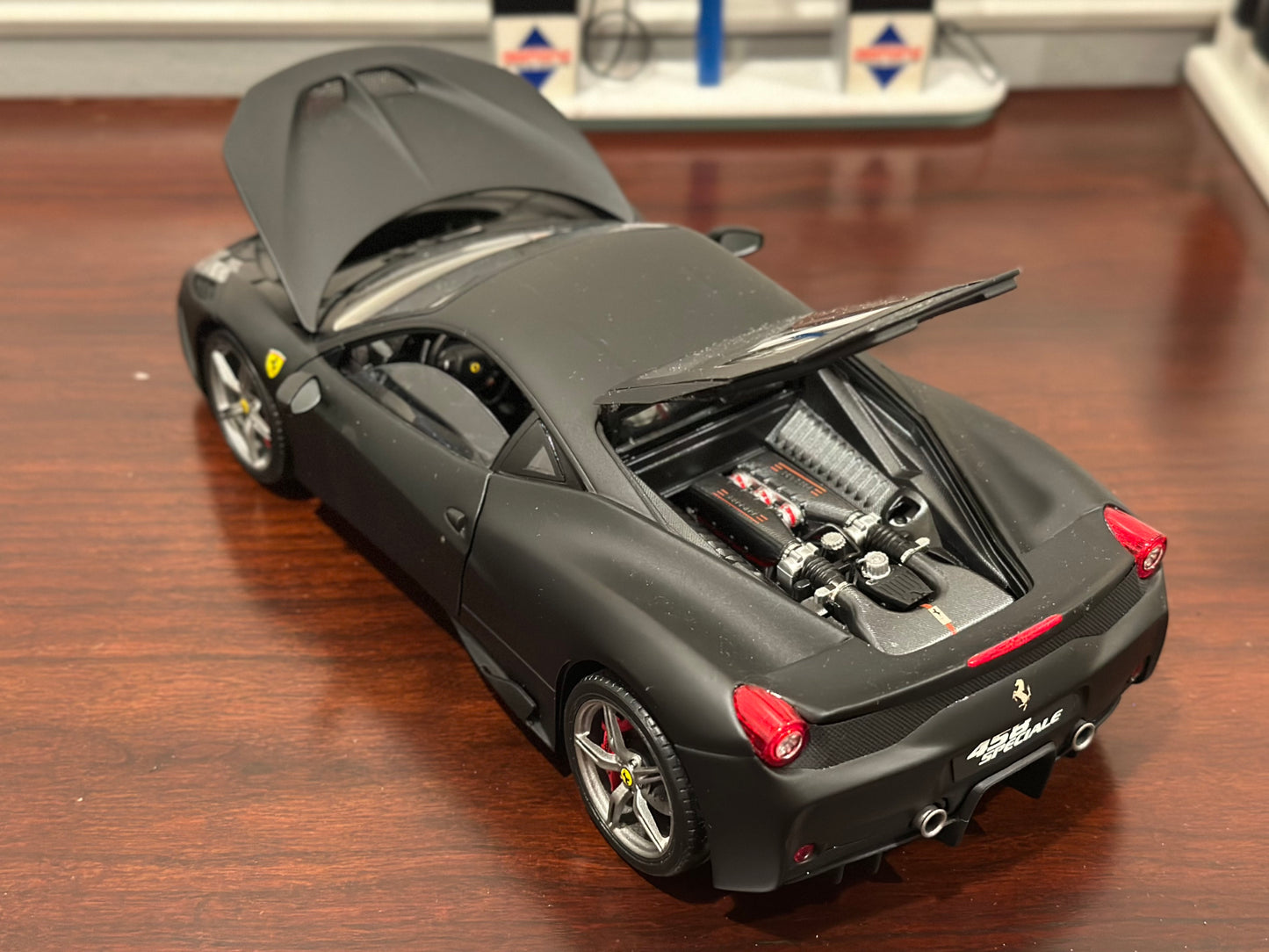 1/18 Ferrari 458 Speciale Matte Black/Gray Hot Wheels Elite | In Box