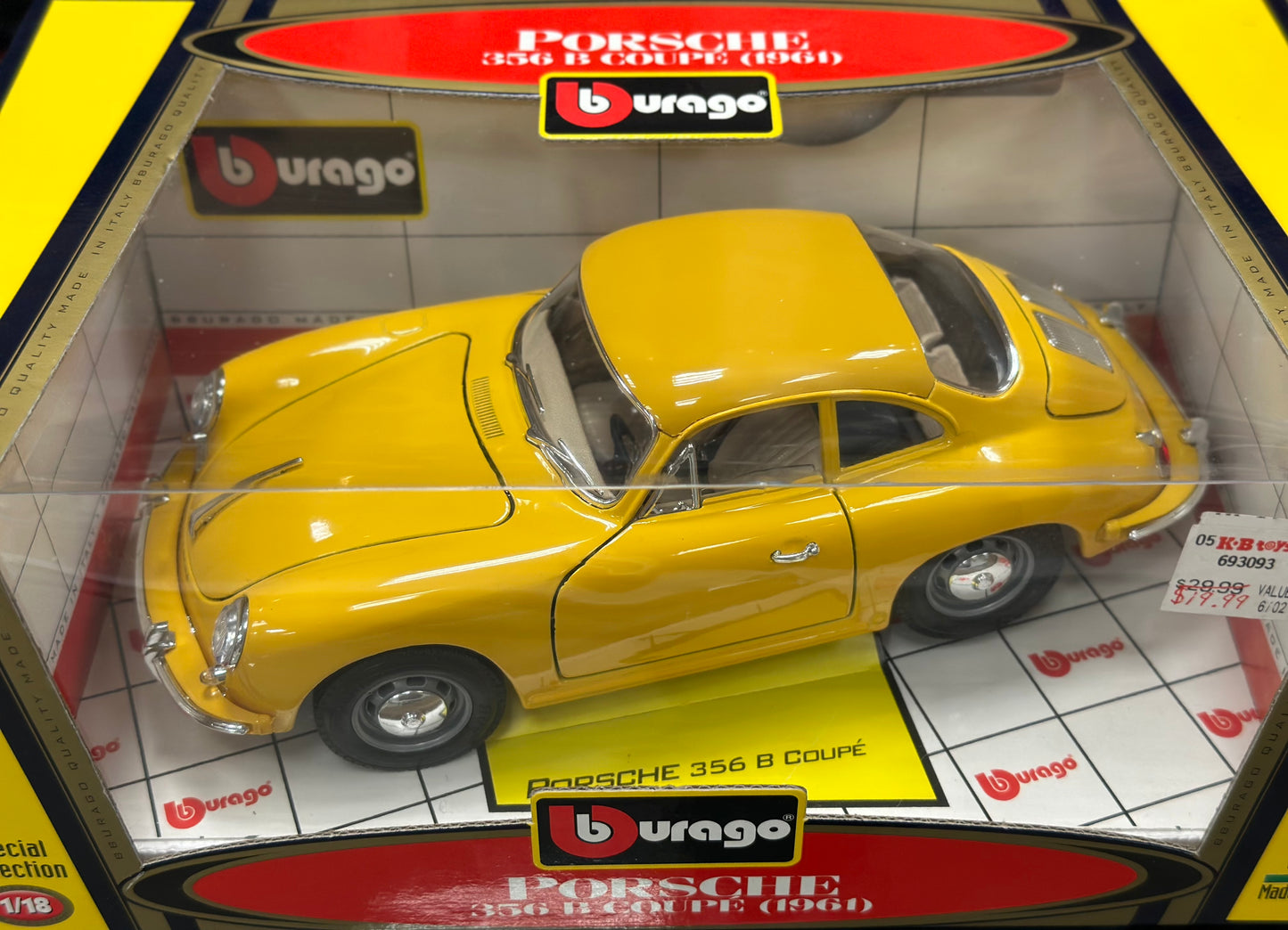 1/18 1961 Porsche 356B Yellow Coupe Bburago | In Box