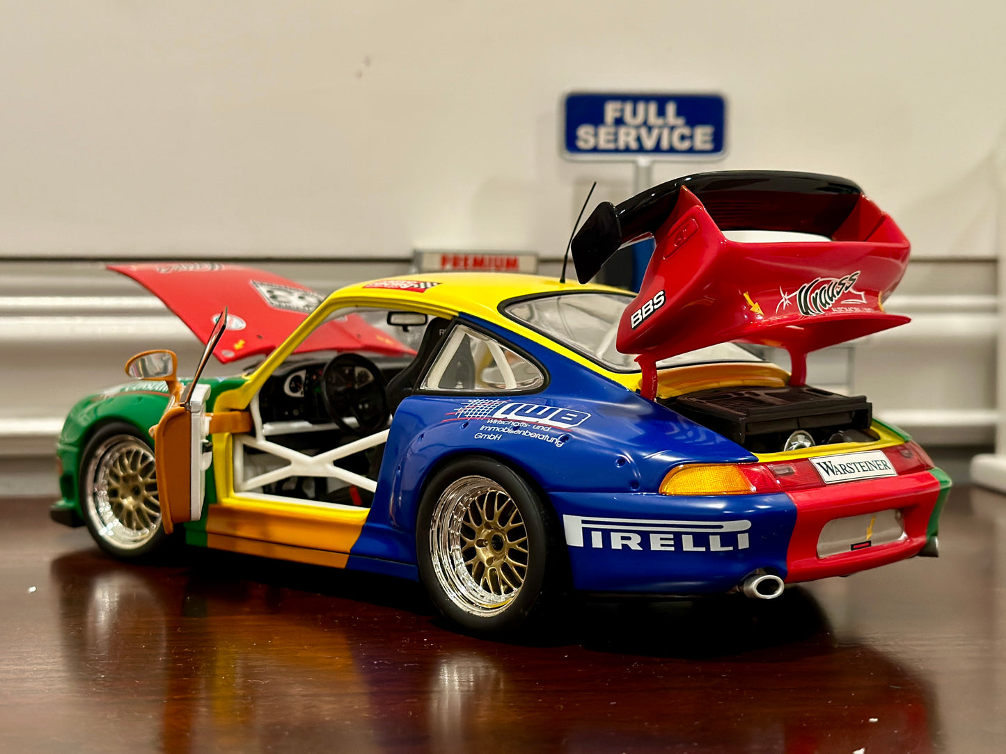 Porsche 911 993 GT2 Warsteiner Livery #63 | UT Models 1/18 | With Box