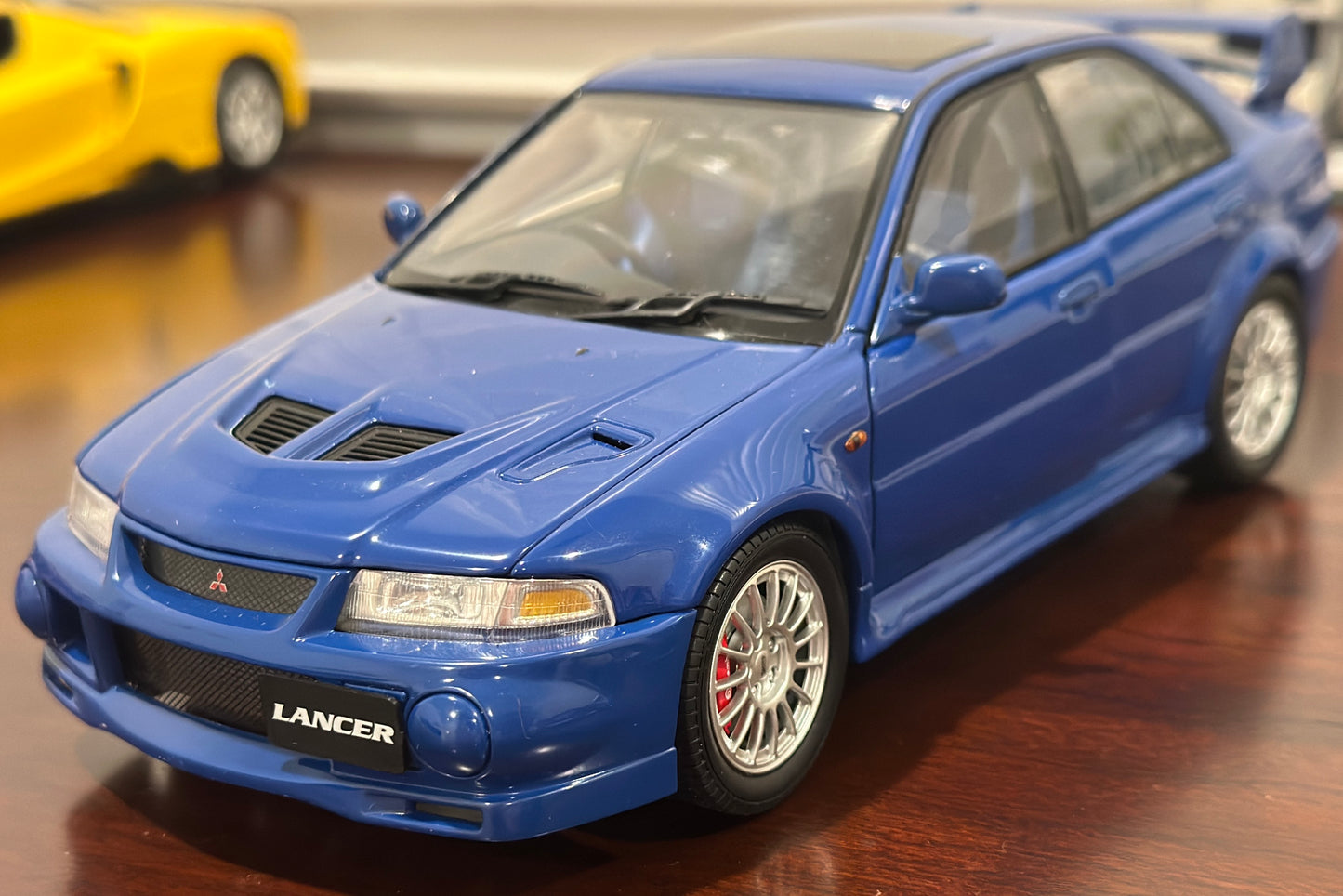AUTOart 1/18 Mitsubishi Lancer Evo Blue
