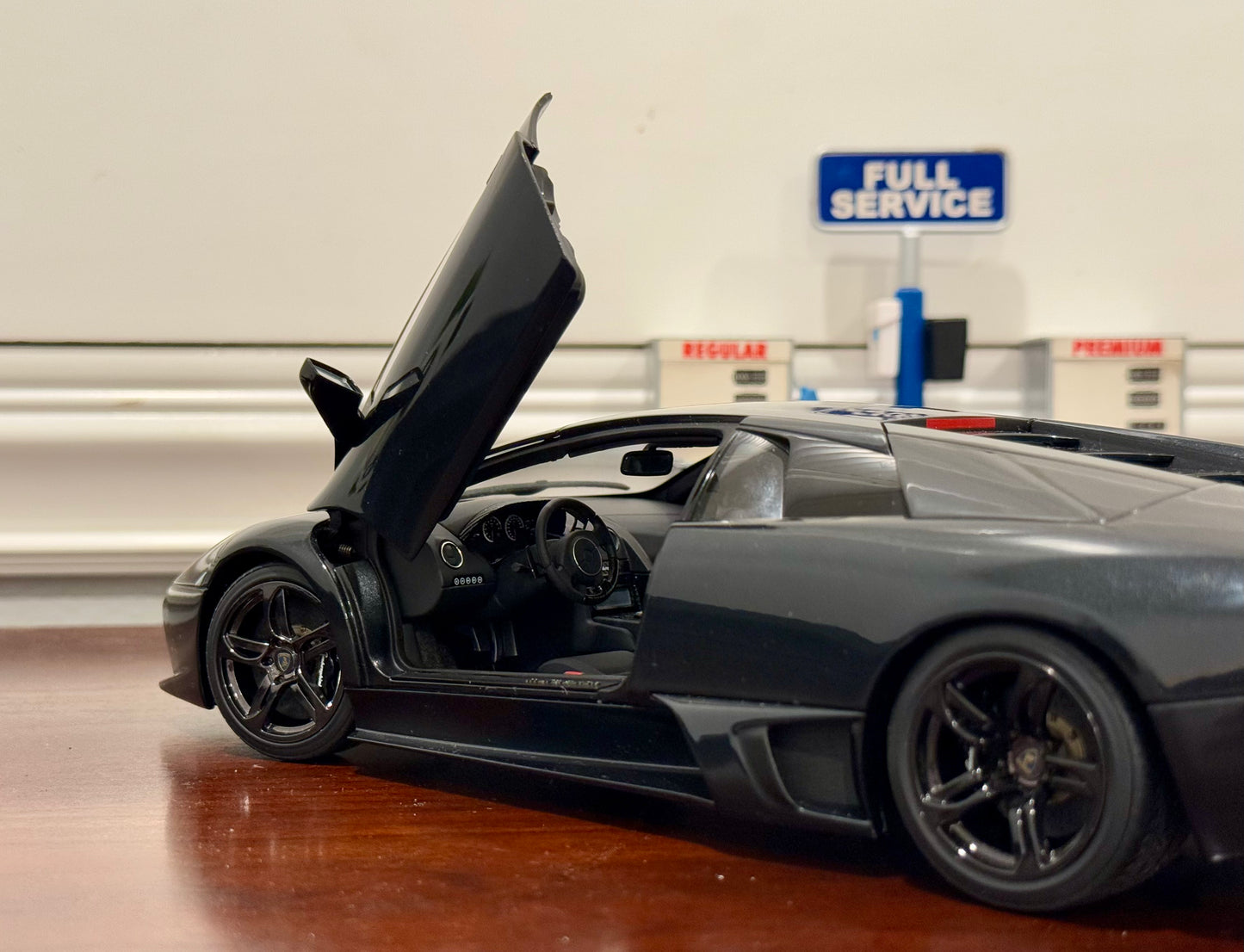 AUTOart 2006 Lamborghini Murcielago LP-640 Dark Gray/Black 1/18 Scale Diecast Model Car | In Box - Product Image