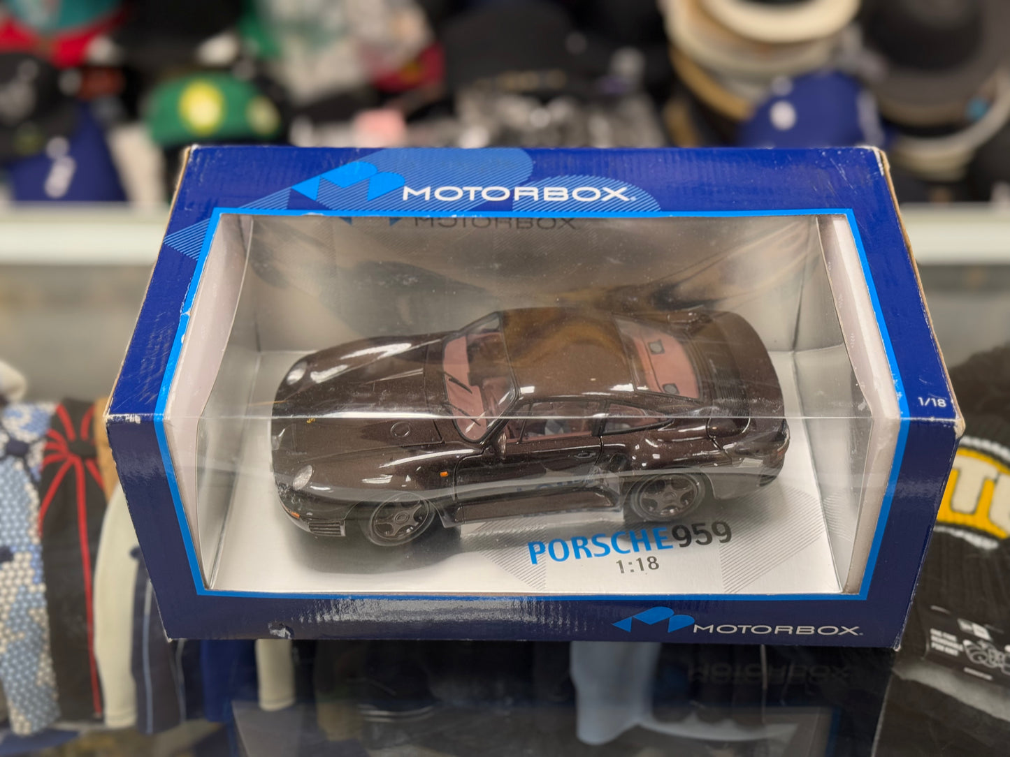 EXOTO Motorbox Porsche 959 Brown 1/18 Scale Diecast Model Car - Product Image