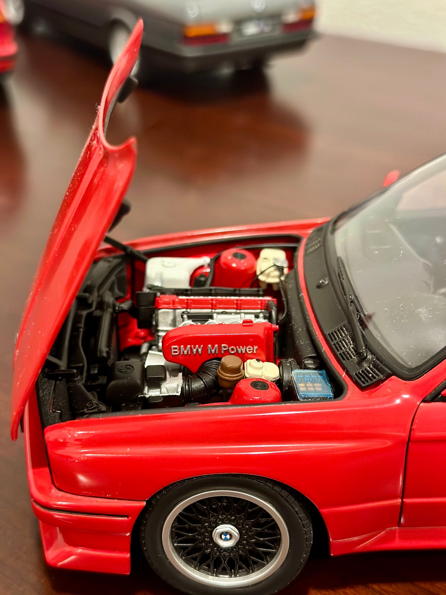 AUTOart 1/18 BMW M3 (E30) Sport Evolution Cecotto Edition Red