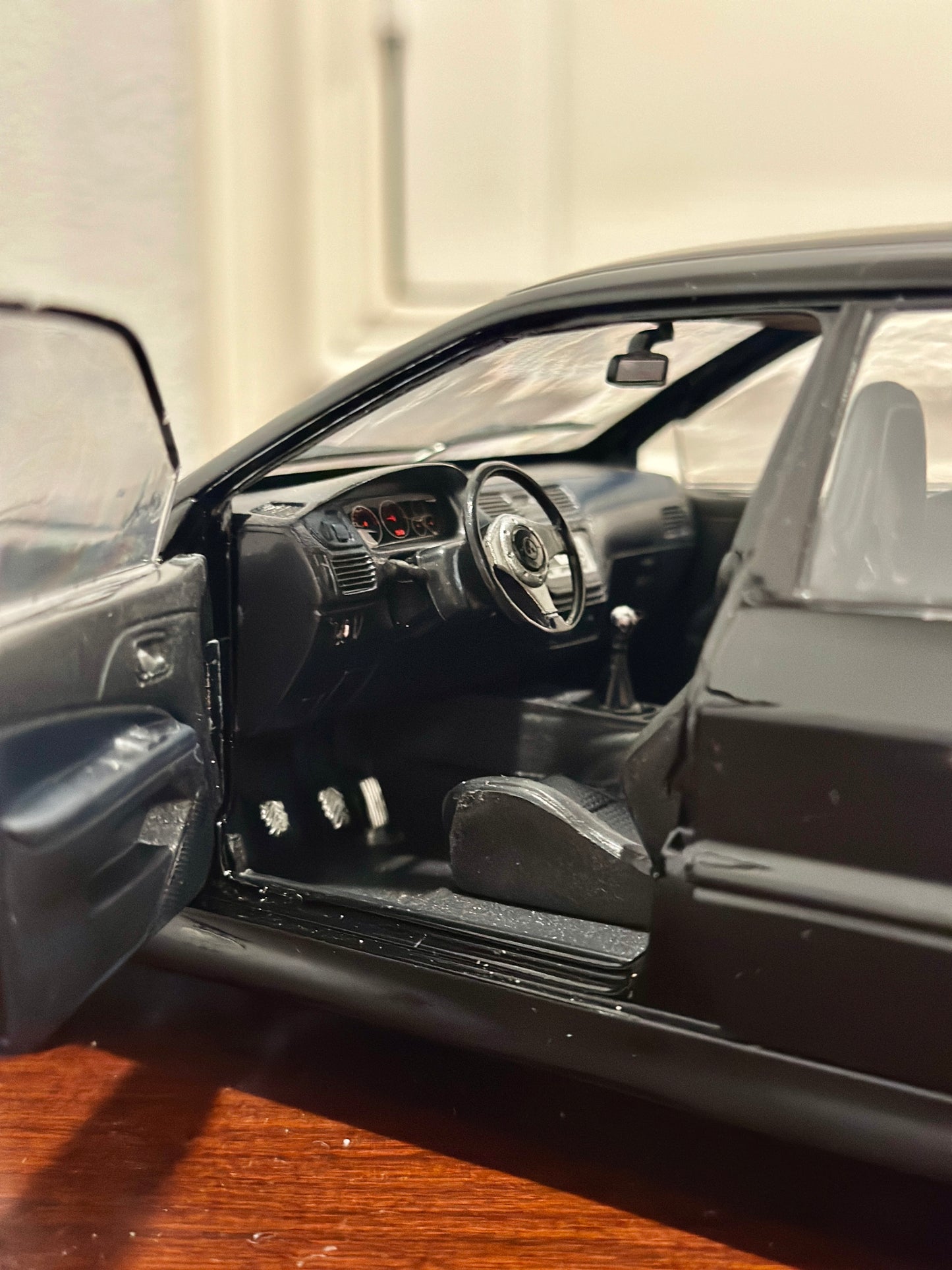AUTOart 1/18 Mitsubishi Lancer Evo 8 VIII Street Car Black
