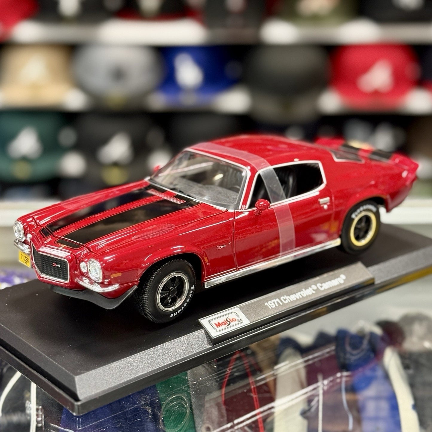 1/18 1971 Chevy Camaro White Stripe Maisto Exclusive Diecast | Metallic Red