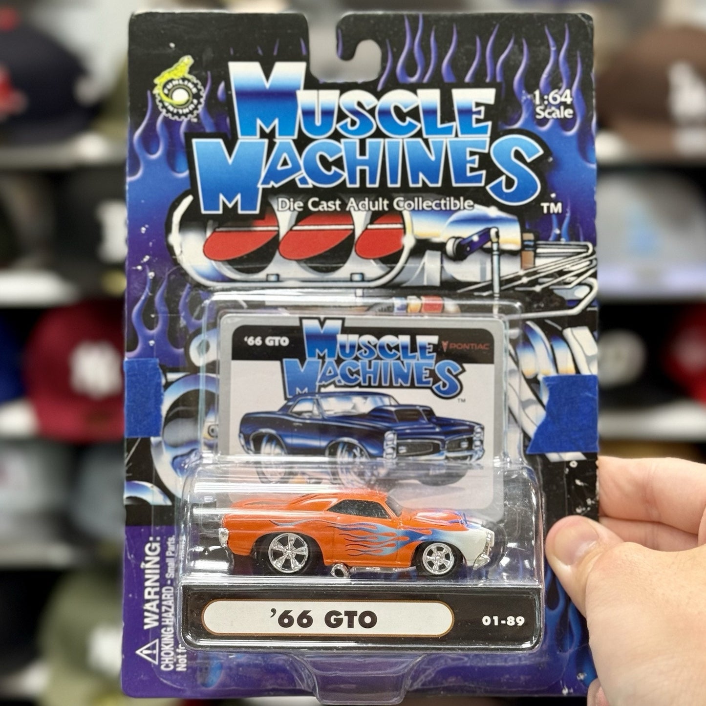 1/64 Muscle Machines '66 Pontiac GTO Diecast Model Car