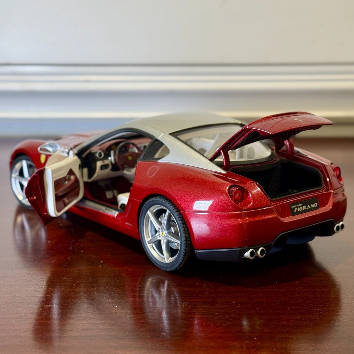 1/18 Ferrari 599 GTB Ruby/Silver Hot Wheels Elite Diecast Car | Rolling Wheels