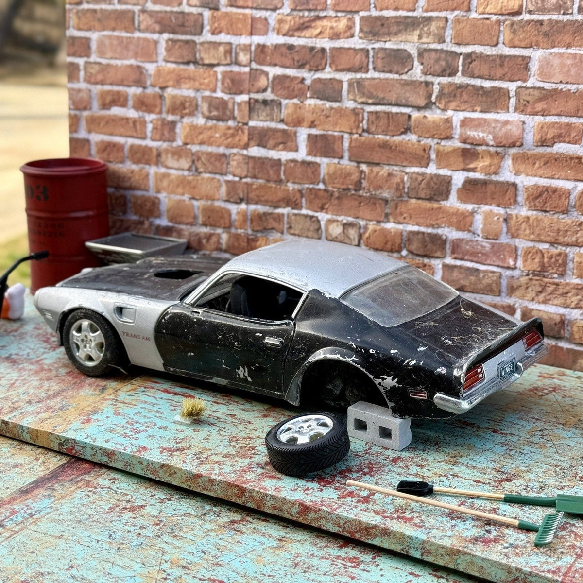 American Muscle 1973 Pontiac Firebird Trans Am 1/18 Scale Diecast Model Car | Parts Car - Product Image