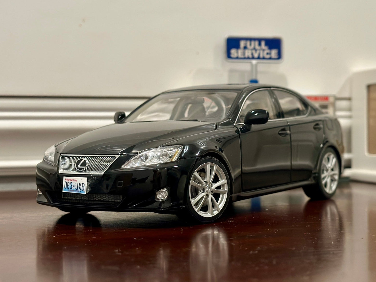 AUTOart Lexus IS350 Black Sedan 1/18 Scale Diecast Model Car - Product Image