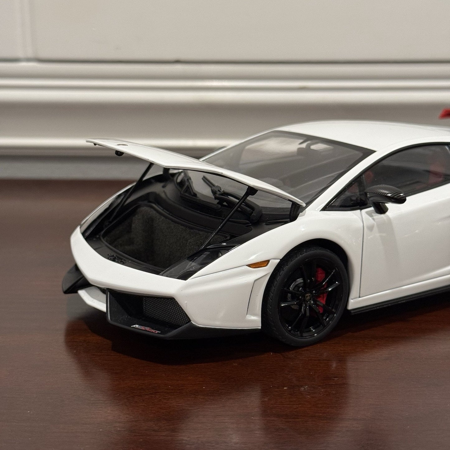 AUTOart 1/18 Lamborghini Gallardo LP-570 Supertrofeo Stradale White | In Box