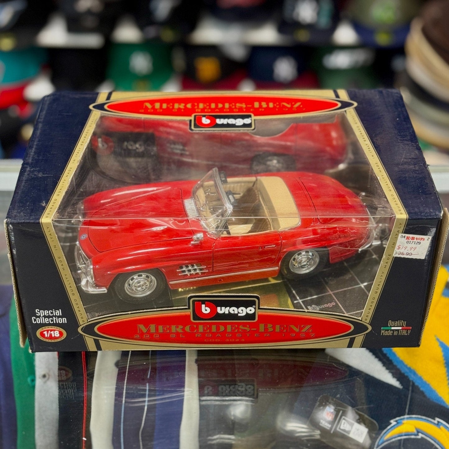 Bburago 1957 Mercedes 300SL Roadster Red 1/18 Scale Diecast Model Car | New - Product Image
