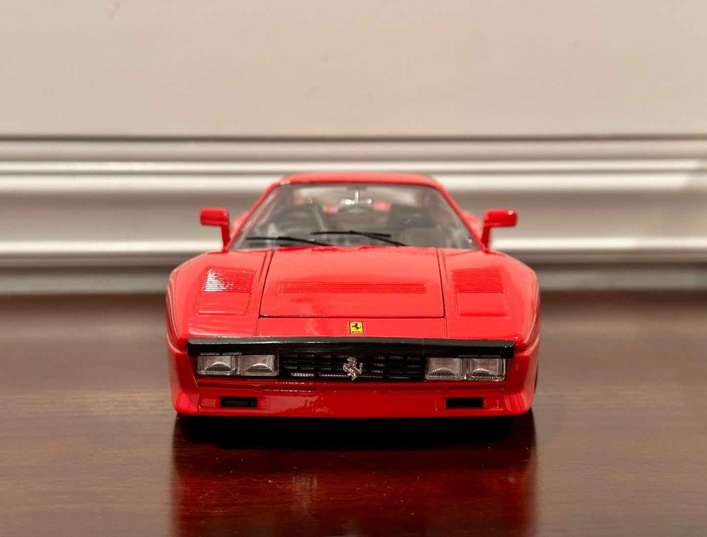 Bburago Ferrari 288 GTO Red/Black 1/18 Scale Diecast Model Car | New - Product Image