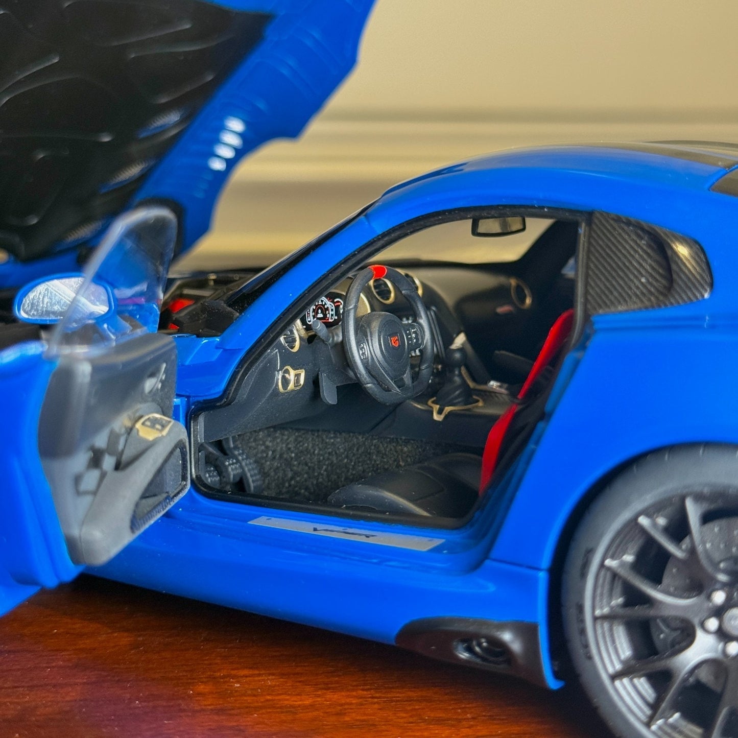 1/18 Dodge Viper ACR Blue/Black Stripes AUTOart Composite Model Car | In Box