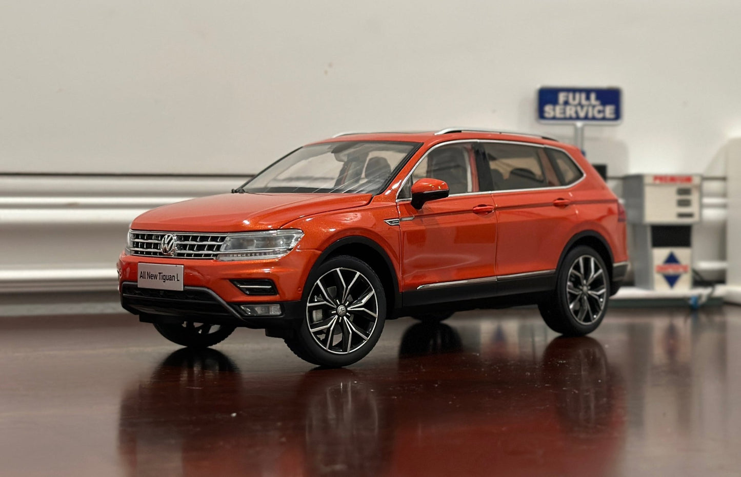 Dealer Edition Volkswagen Tiguan SUV Orange 1/18 Scale Diecast Model Car - Product Image