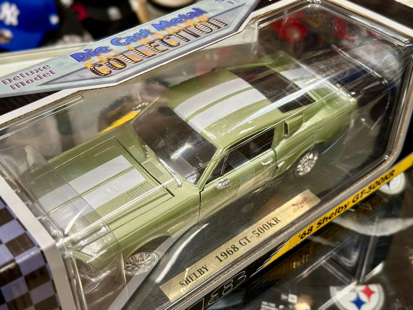 ERTL 1968 Shelby GT-500KR Pale Green 1/18 Scale Diecast Model Car - Product Image