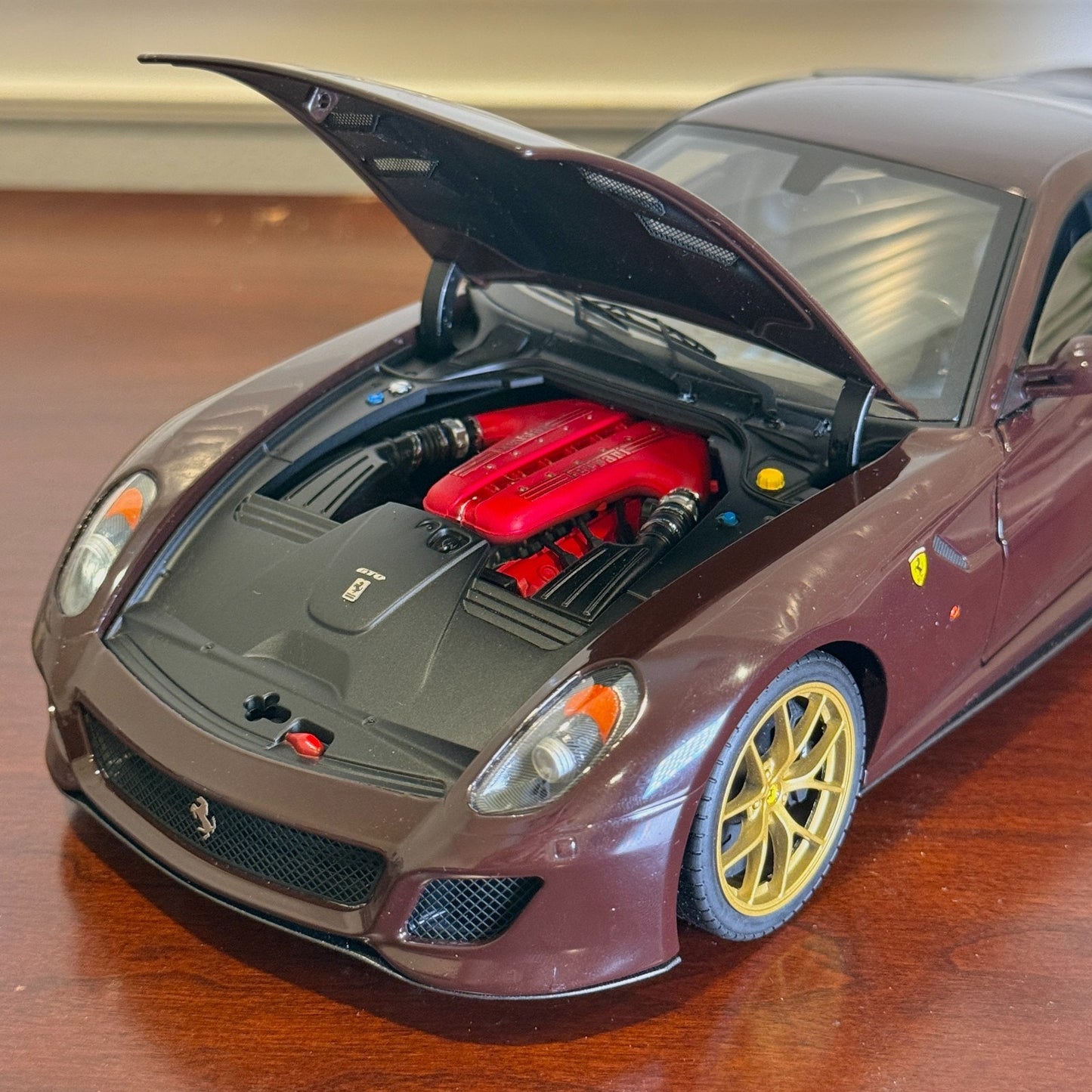 1/18 Ferrari 599 GTO Michael Mann Purple/Gold Hot Wheels Elite | Limited Edition