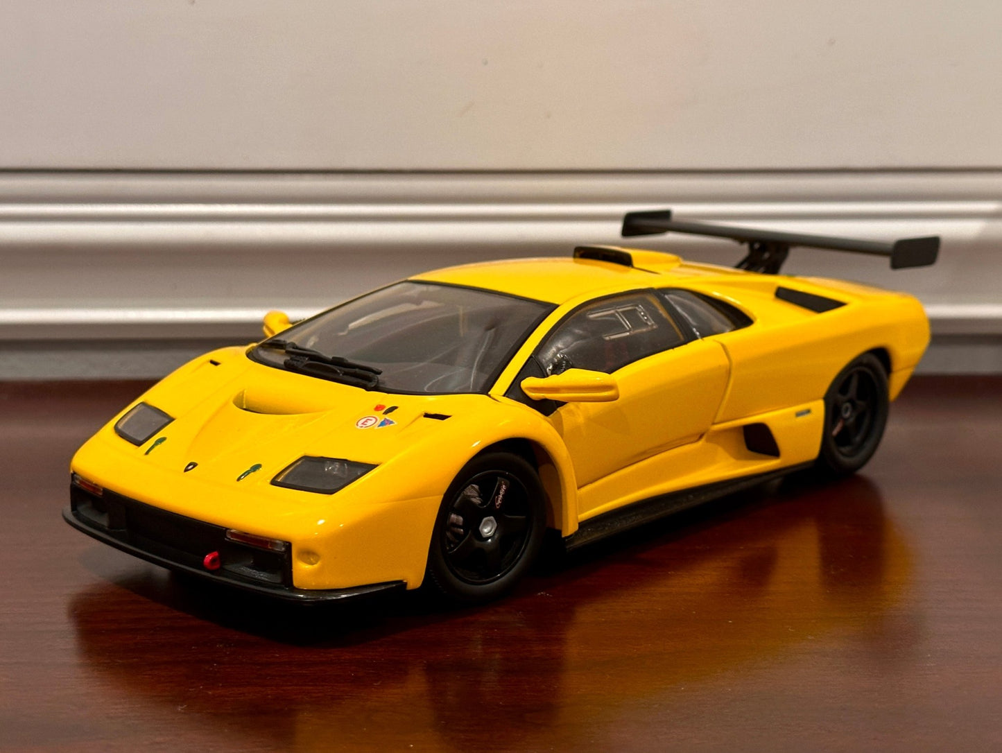 Hot Wheels Lamborghini Diablo GTR 'US Specificiation' Yellow 1/18 Scale Diecast Model Car - Product Image