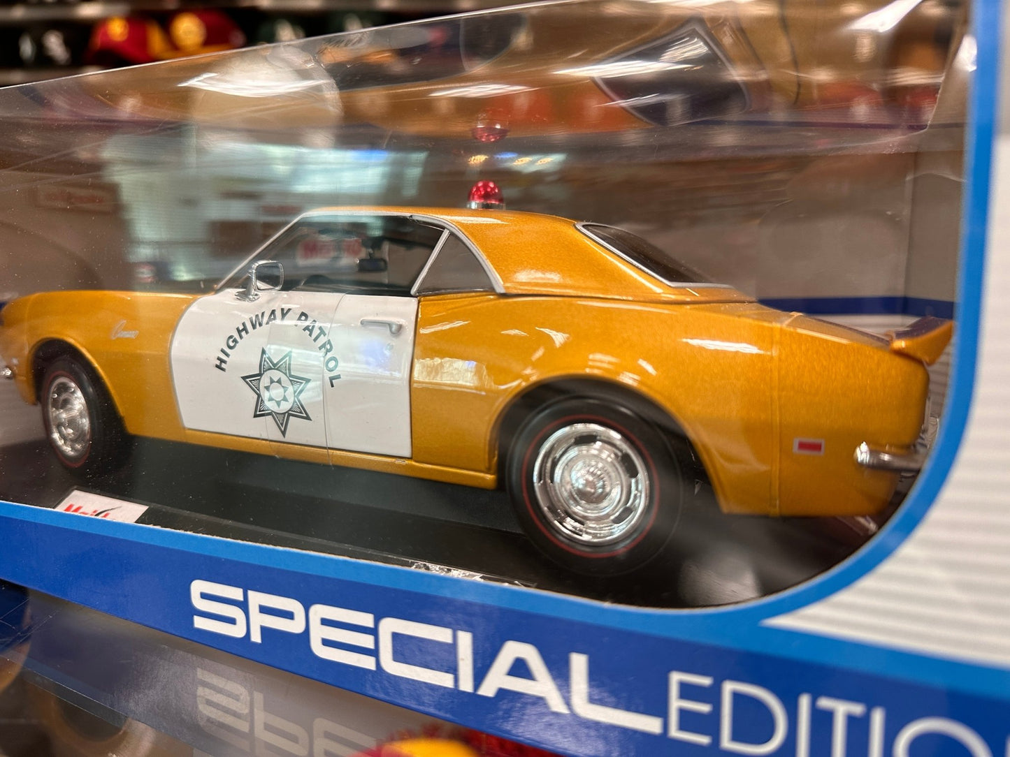 Maisto 1968 Chevrolet Camaro Z28 'Highway Patrol' Gold 1/18 Scale Diecast Model Car - Product Image