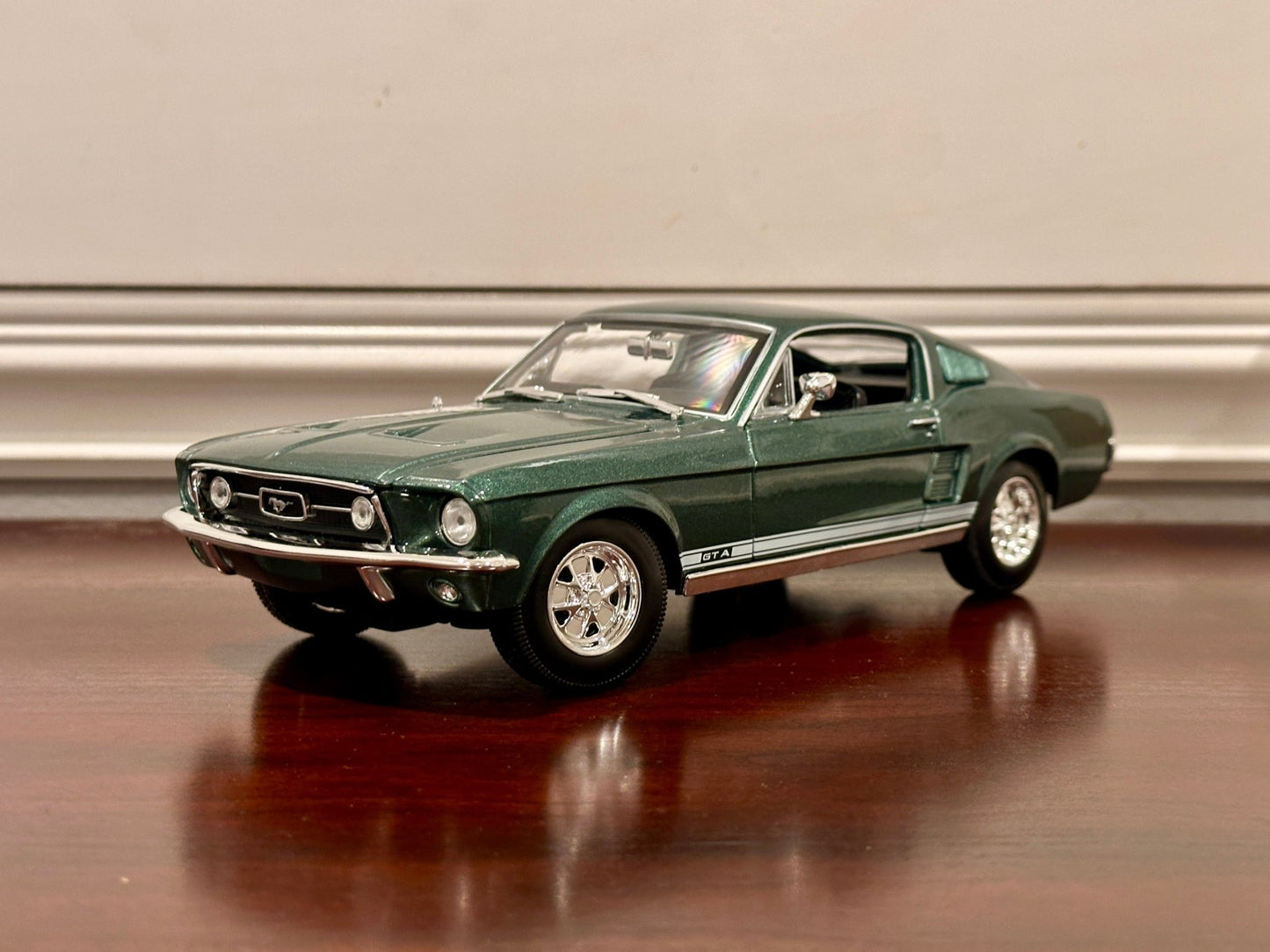 Maisto Ford Mustang GTA Fast Back Green 1/18 Scale Diecast Model Car | New - Product Image
