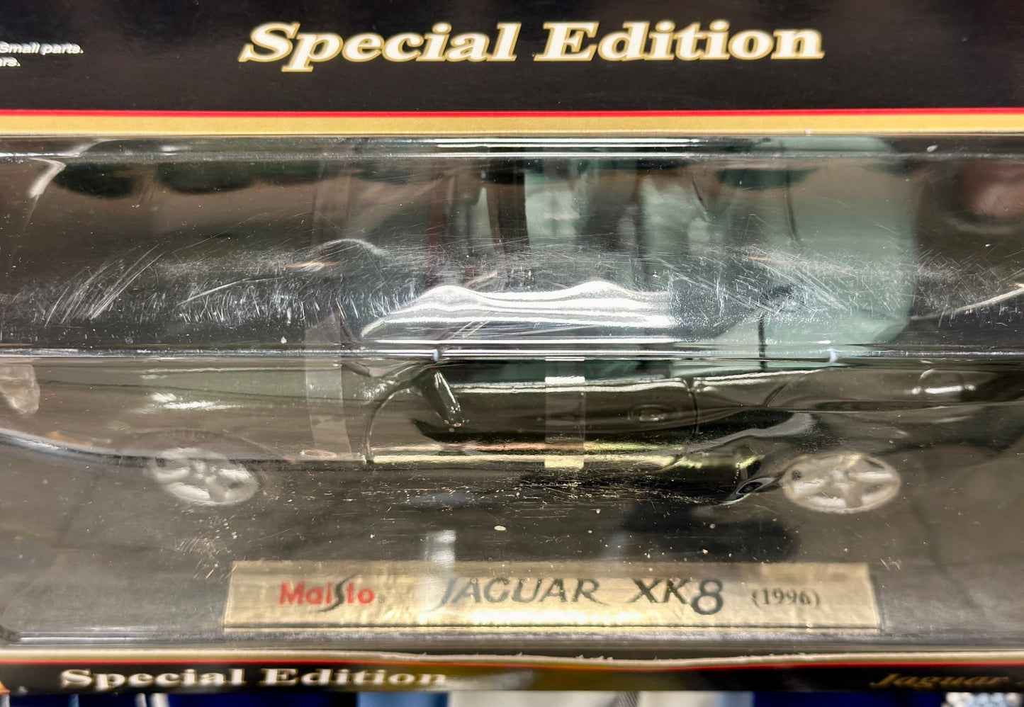 Maisto Jaguar XK8 Convertible Green 1/18 Scale Diecast Model Car - Product Image