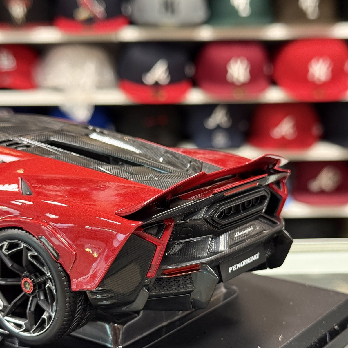 WORLD EXCLUSIVE - Maisto 1:18 Lamborghini Fenomeno in Deep Rosso Metallic RARE - Product Image
