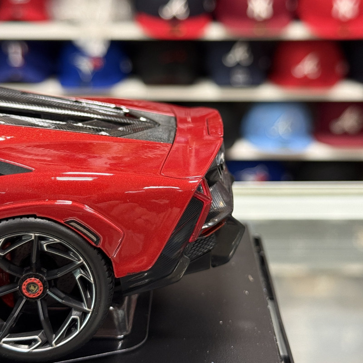WORLD EXCLUSIVE - Maisto 1:18 Lamborghini Fenomeno in Deep Rosso Metallic RARE - Product Image