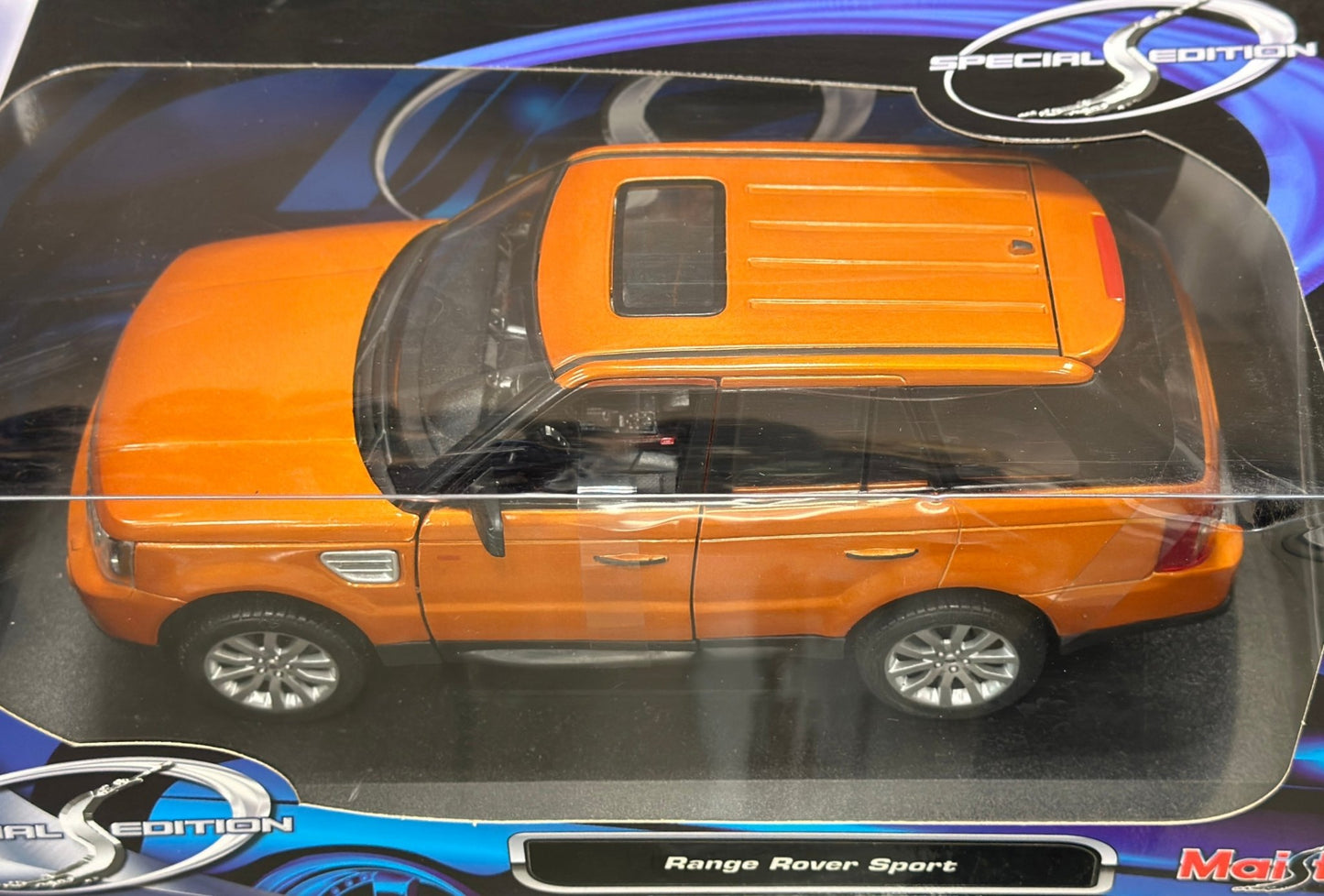 Maisto Range Rover Sport Orange 1/18 Scale Diecast Model Car - Product Image