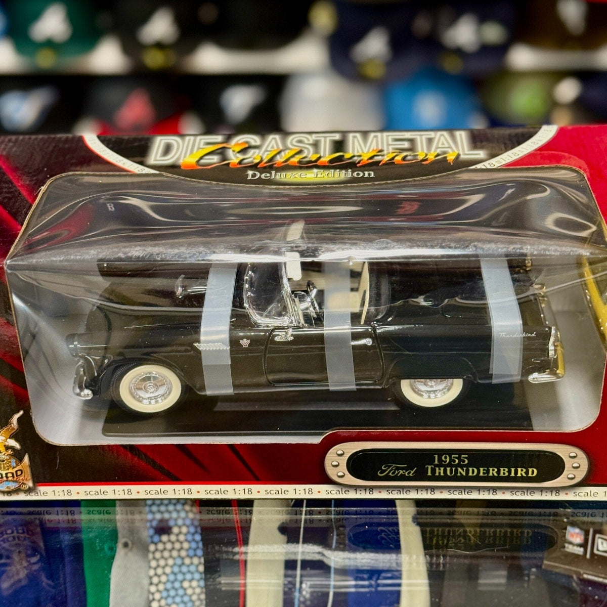 Road Signature 1955 Ford Thunderbird w/ Black 1/18 Scale Diecast Model Car | New - Product Image