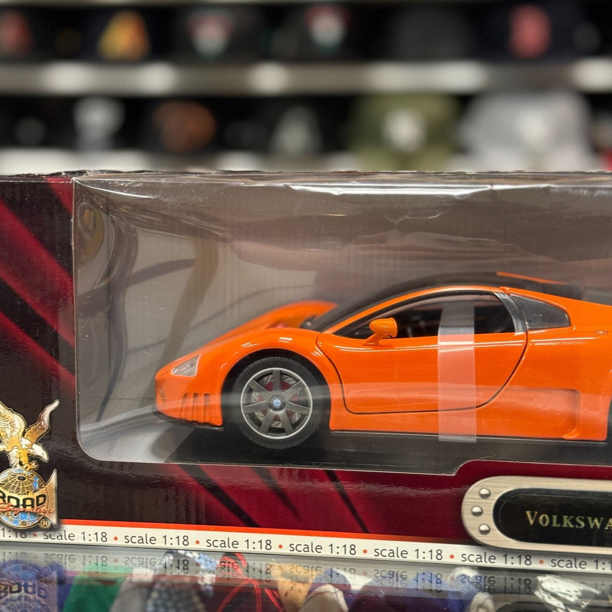 Road Signature Volkswagen W12 Nardo Orange 1/18 Scale Diecast Model Car | New - Product Image