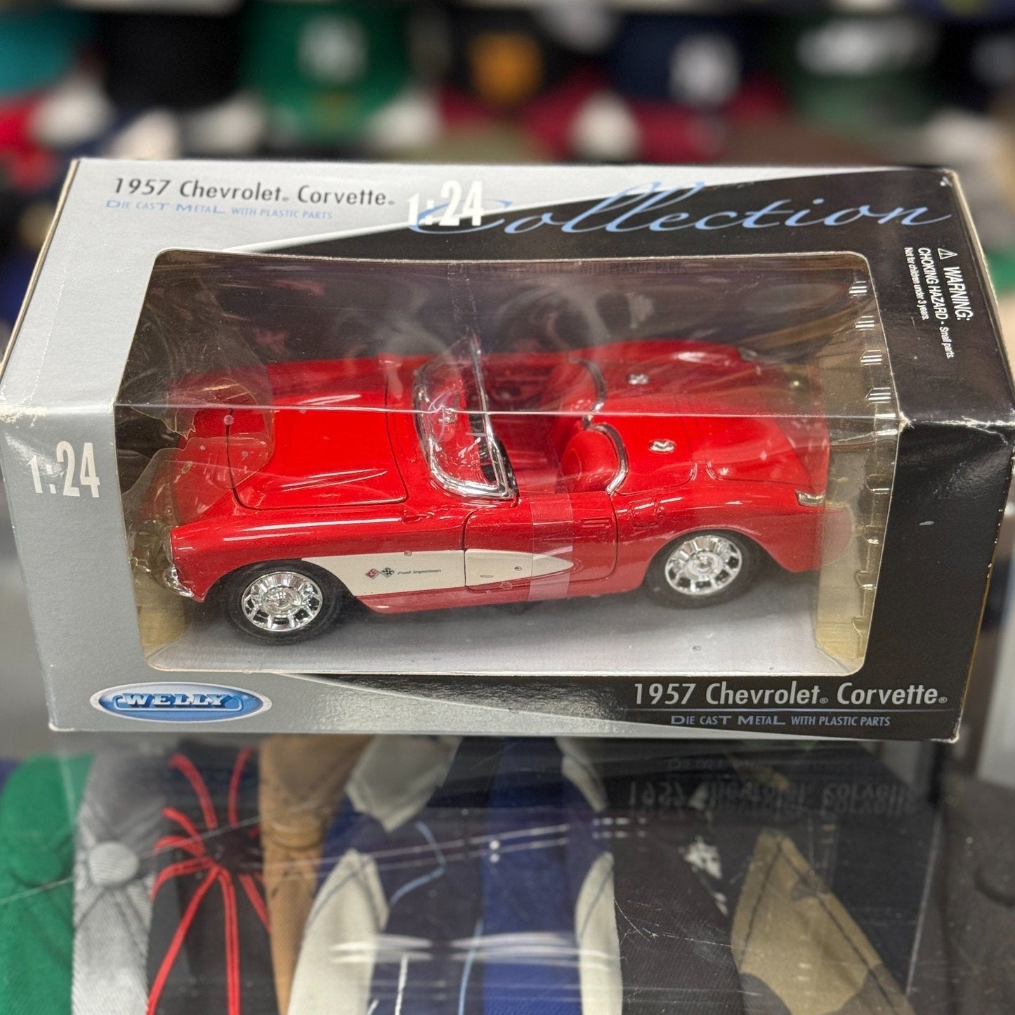 WELLY 1957 Chevy Corvette Convertible Red 1/24 Scale Diecast Model Car - Product Image