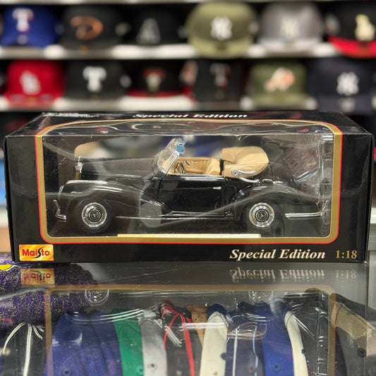 1/18 Mercedes Benz 300s Maisto Diecast Black