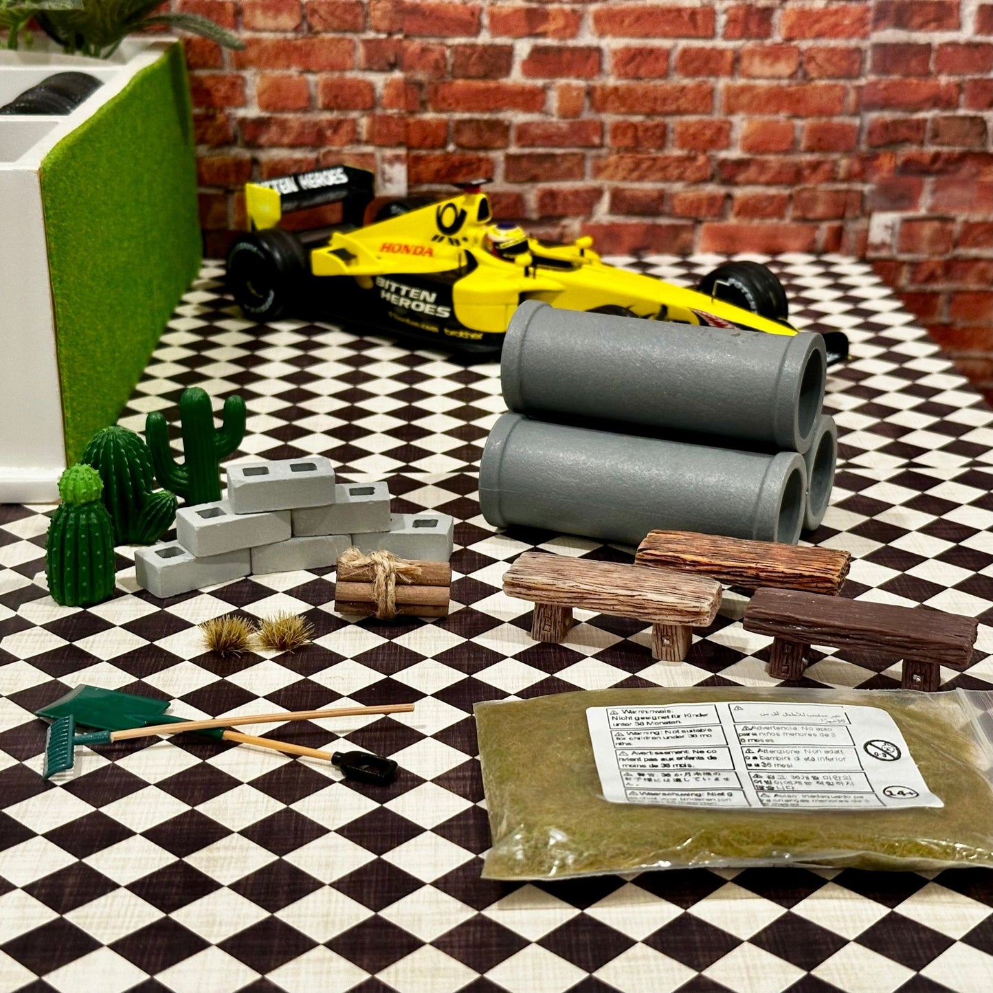 1/12 Scale Outdoor Garden Bundle (1/18 1/10) Prop Diorama Figurine | NEW - Product Image