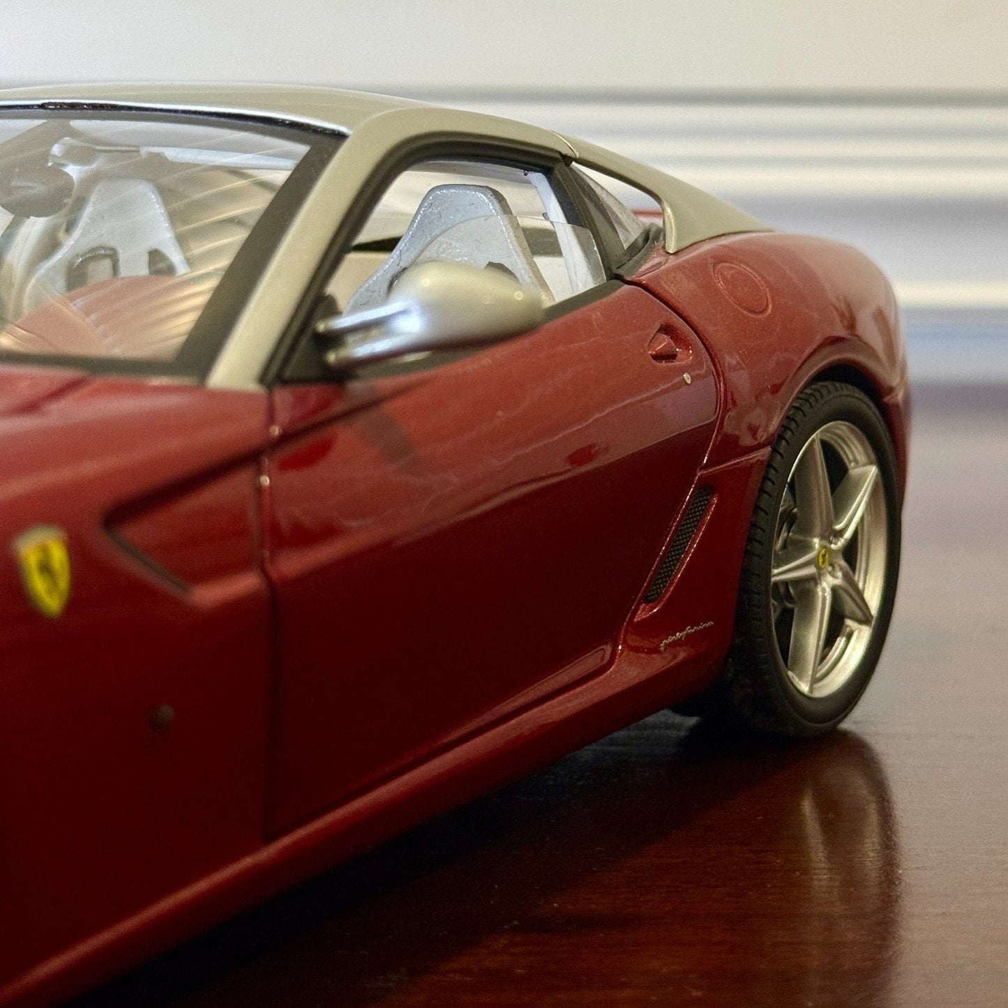 1/18 Ferrari 599 GTB Ruby/Silver Hot Wheels Elite Diecast Car | Rolling Wheels - Product Image